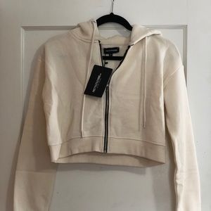 Prettylittlething Cream Cropped Hoodie Size M
